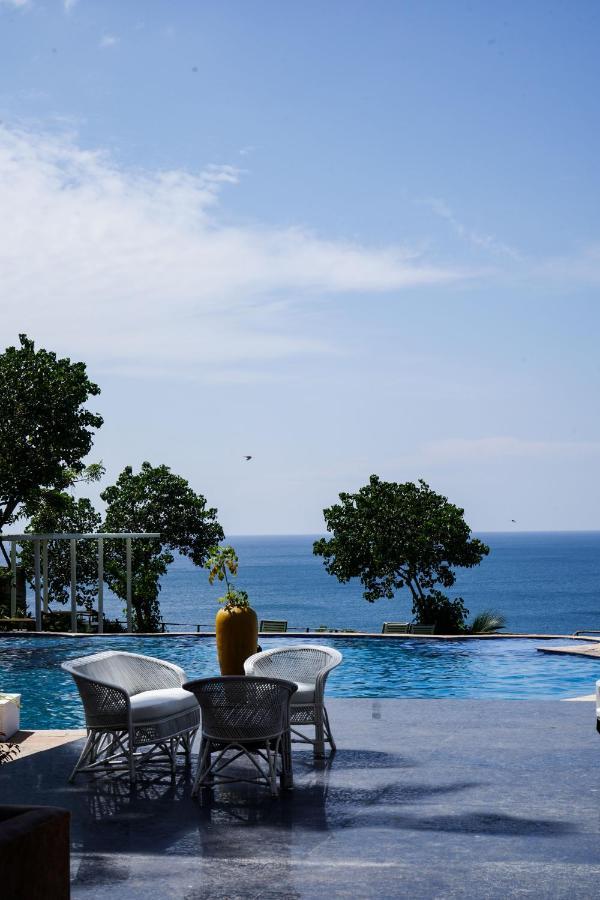 Elixir Cliff Beach Resort And Spa Varkala Exterior photo